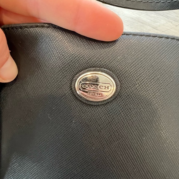 Coach purse - Picture 3 of 6